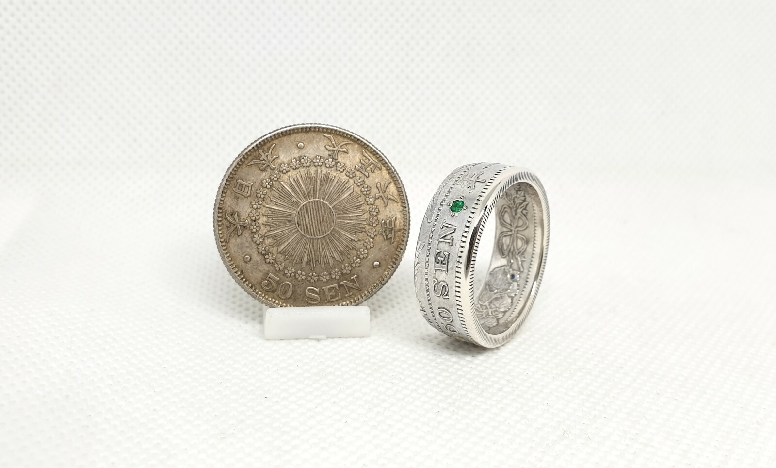 Bague 50 sen du japon en argent saphir émeraude diamant pour femme et homme
