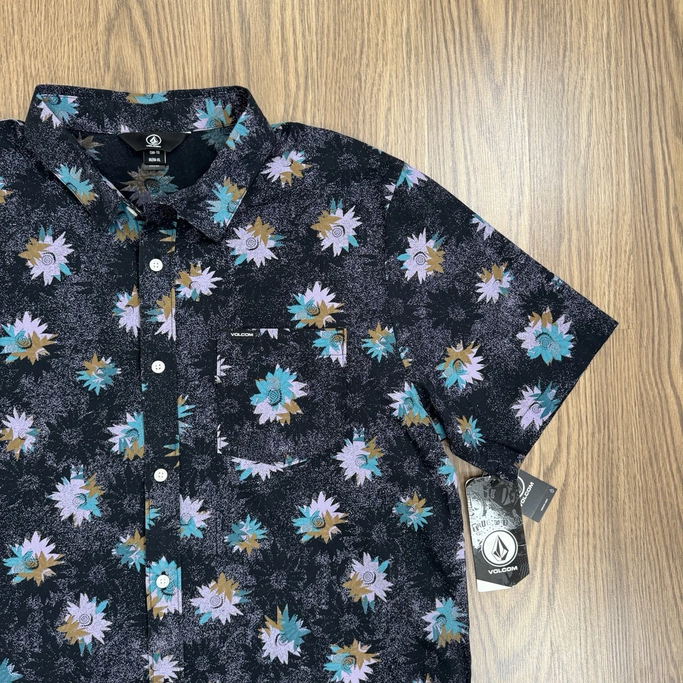 NEW Volcom Shirt Mens XL Blue Floral All Over Print Camp Button Up Resort Retro - Image 4 of 4