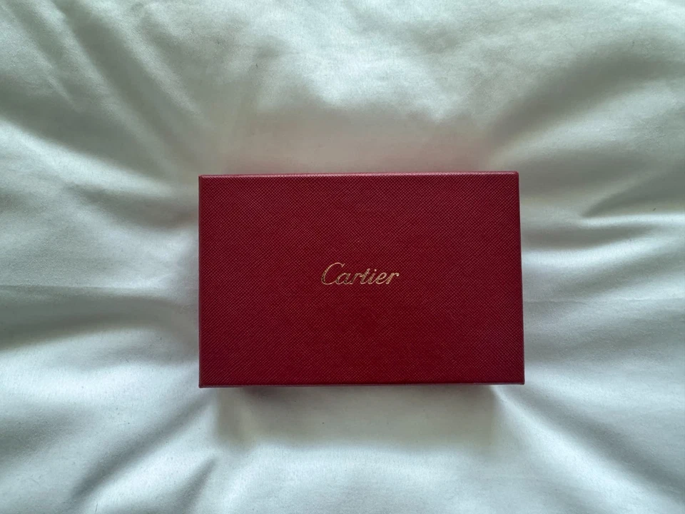 CARTIER Cardholder HB Red Luxury Designer Patent Leather Card Holder - Image 2 of 4