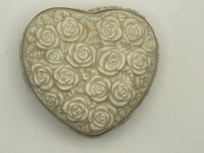 Lenox Porcelain Heart Shaped Roses Trinket Jewelry Dish Box White Gold Trim