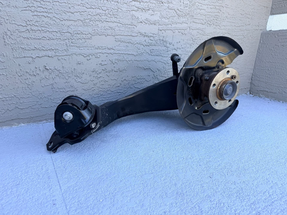 2016 - 2022 BMW X1 F48 Rear Left Side Spindle Knuckle Wheel Bearing Hub OEM - Image 4 of 4