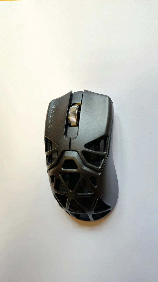 Razer Viper Mini Signature Edition SE Wireless Gaming Mouse-Glass Skates - Immagine 3 di 4