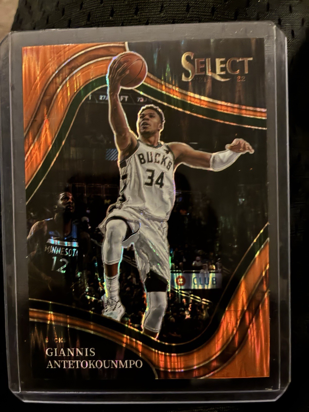 2021-22 Panini Select - Courtside Giannis Antetokounmpo #292 Orange Flash Prizm
