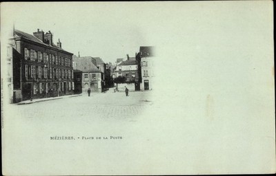 Ak Mézières Ardennes, Place de la Poste - 3939451