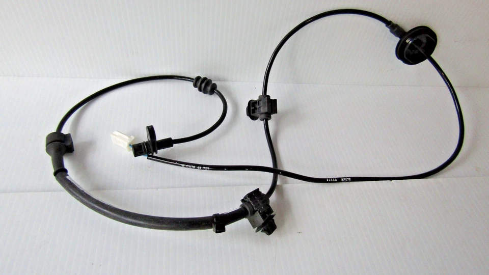 Sensor de velocidad ABS trasero izquierdo DA7R4372Y para Scion iA YARIS IA 2016 Foto 2 de 4