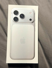 Apple iPhone 17 Pro 256 GB Silver BOX ONLY