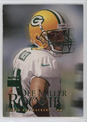 1999 Skybox Premium Rookie Dee Miller (Portrait) #245 Rookie RC 17t2