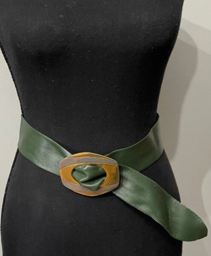 Ceinture vintage Christian Dior en cuir vert taille ML
