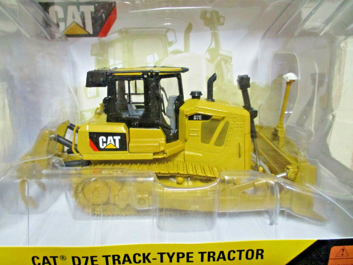 Caterpillar D7E Dozer With Electric Drive By Norscot 1/50th Scale