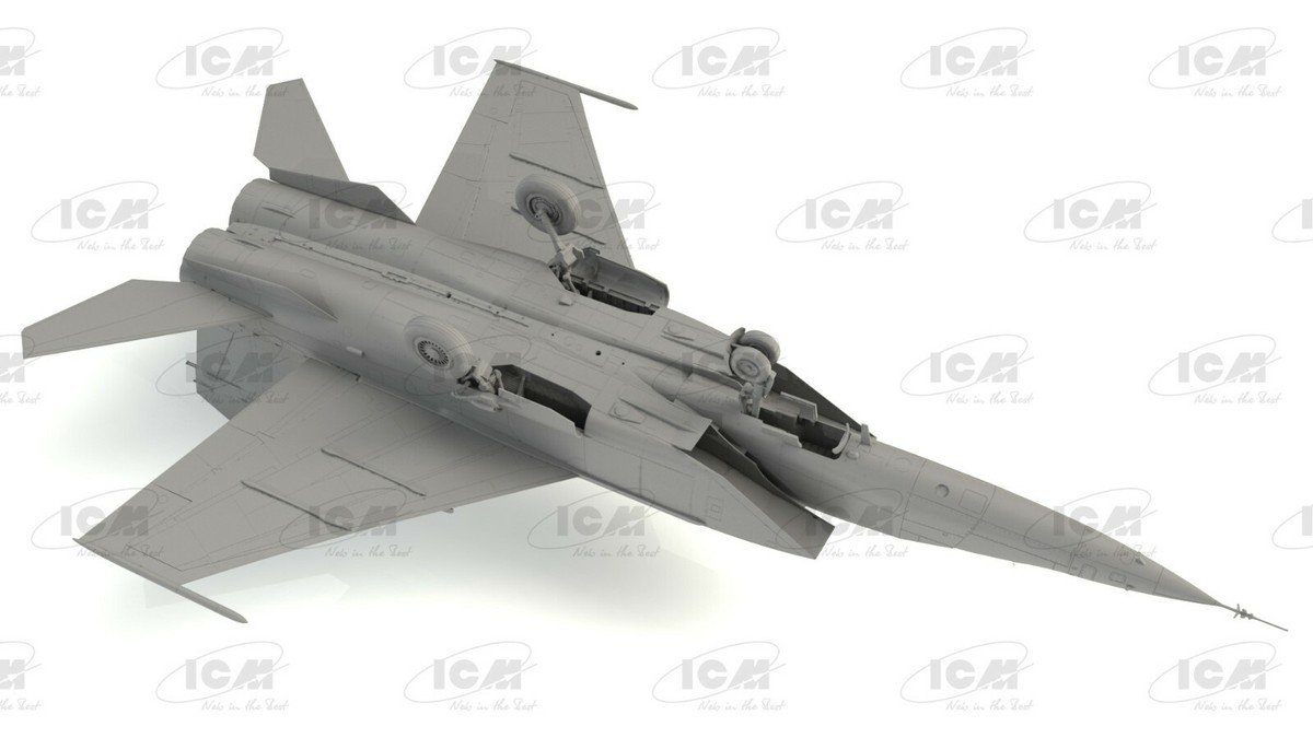 ICM 72178 - 1/72 - MiG-25PU Soviet Training Aircraft scale model kit UK