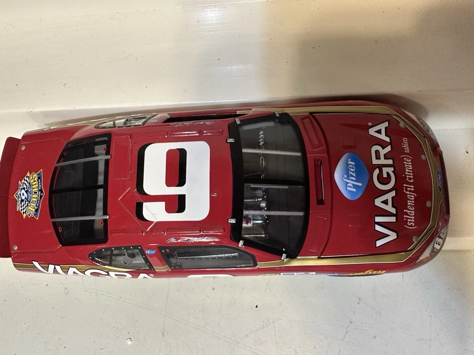 Lot of 4 Mark Martin #6 Team Caliber 1/24 Salutes Diecast Viagra Salutes Retro - Image 4 of 4