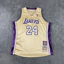 L.A. Lakers Jersey Mens Extra Large #24 Gold 96'-2016' Hall Of Fame Classics