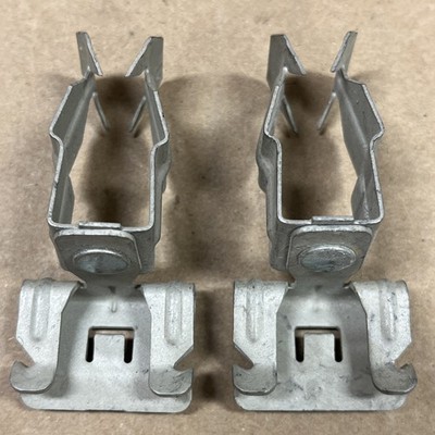 (QTY 2) CADDY ERICO 12P24SM - 3/4'' EMT CONDUIT Hammer-On Flange Clip 1/8'' 1/4''