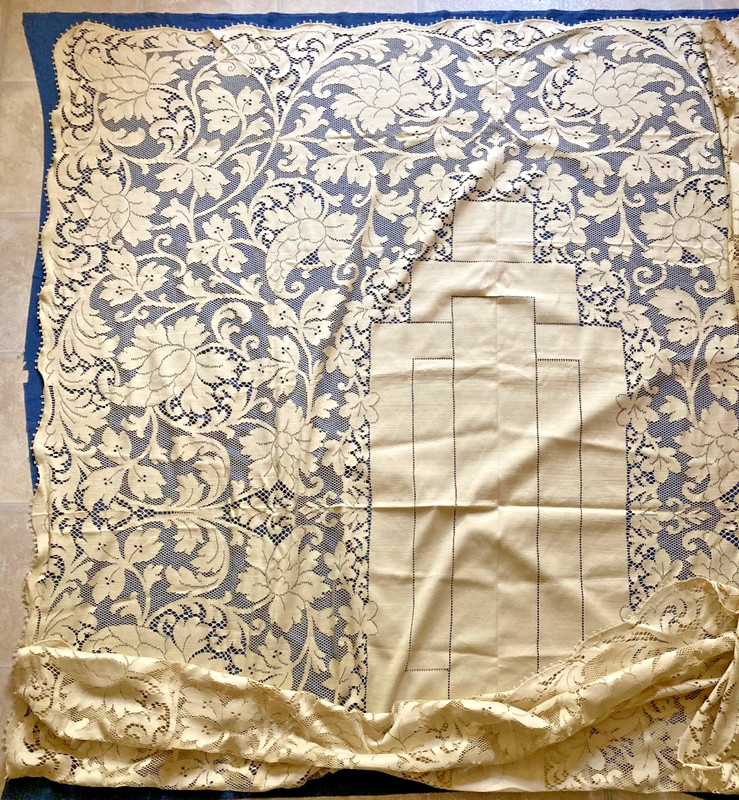 Vintage Beige Lace Rectangle Tablecloth Calalier, Queen Victoria, w/Runner 70x90