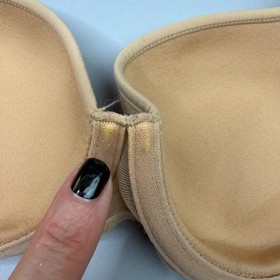 La Perla Bra 32C SZ 1 Tan Lightly Lined Cup Underwire Lace Adjustable Strap