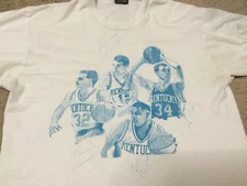 1992 Kentucky vs Duke basketball autographed T-Shirt laentner shot