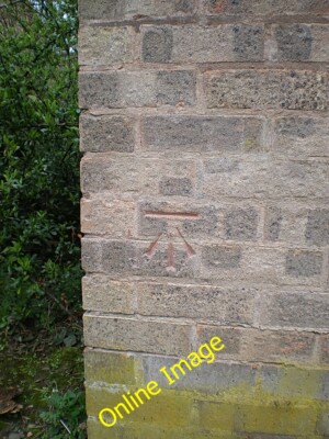 Photo 6x4 OS benchmark - Hollinswood, no 65 Duffryn Telford An OS cutmark c2014