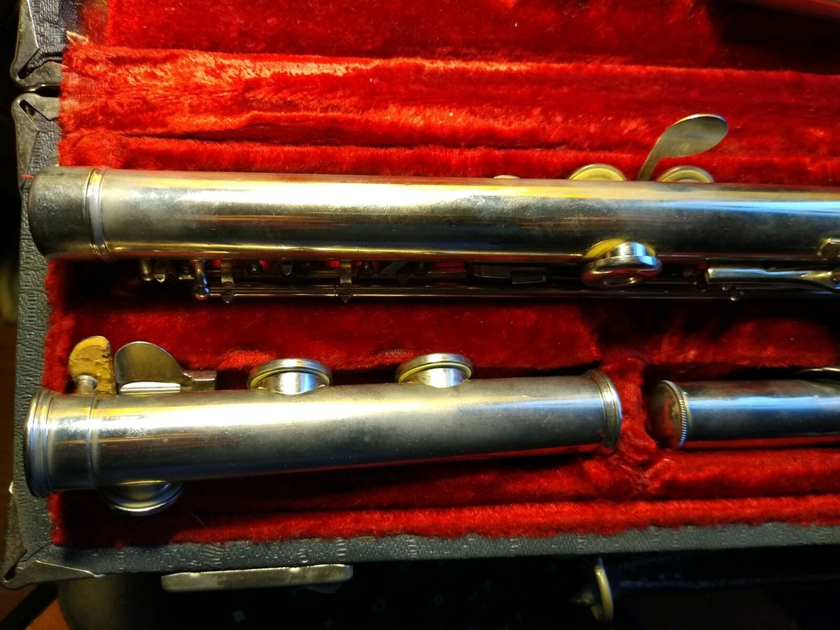 Boosey & Hawkes London The Edgware flute with case, England, Very
