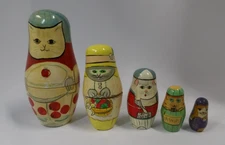 Vintage 1989 Wooden Cat Kitten Whimsical Hand Painted Five Piece Nesting Dolls