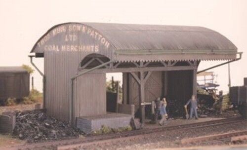 Coal or Builders Merchant Depot - Ratio 525 - Oo / Ho Building Kit - P3 - Picture 1 of 3