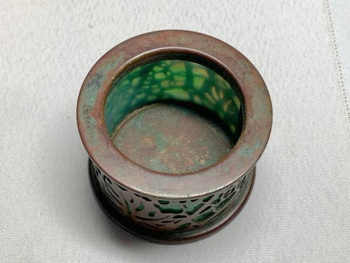 TIFFANY STUDIOS, GRAPEVINE, SMALL ROUND PEN WIPE w BRUSH, GREEN PATINA & GLASS~~ - Picture 7 of 9