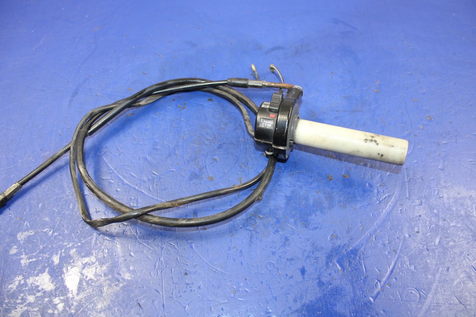 1982 YAMAHA XT200 XT 200 ON OFF SWITCH START STOP THROTTLE GRIP 15A ...