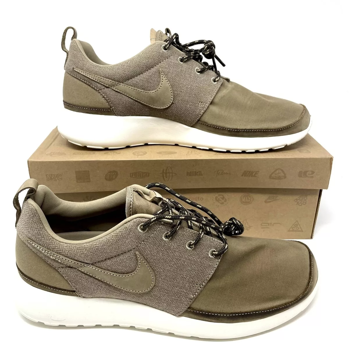 Tan roshes store nike