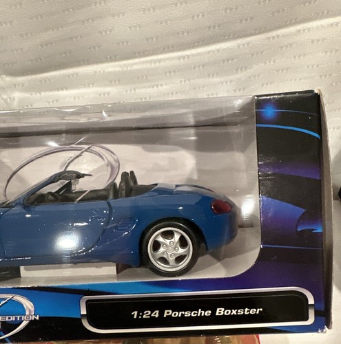Maisto Special Edition Porsche Boxster Convertible Blue 1:24 Die-Cast - Picture 3 of 11
