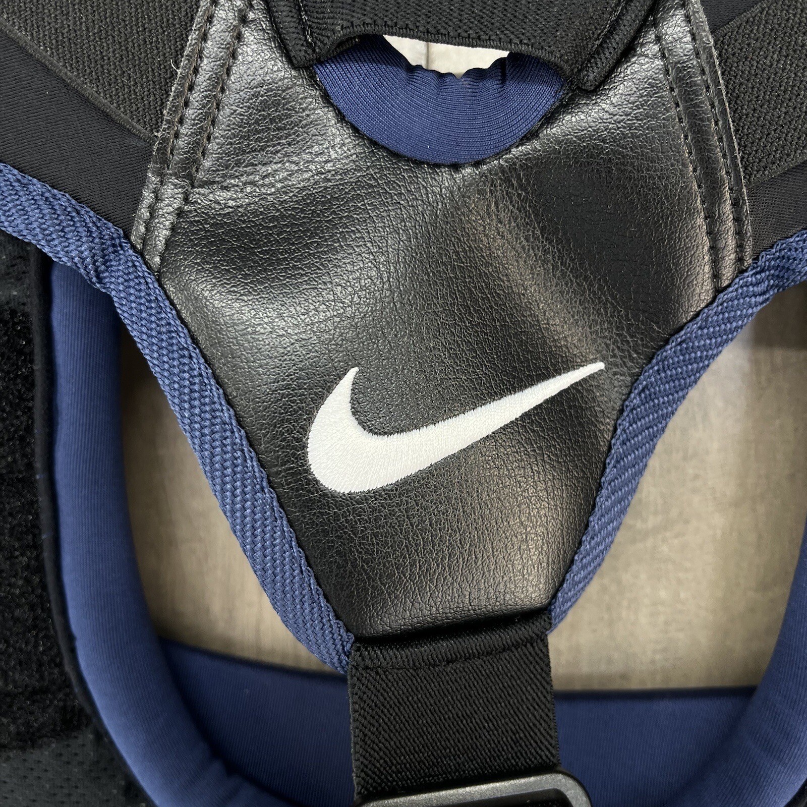 Nike Diamond Elite Baseball Catchers Chest Protector 17" Navy Blue