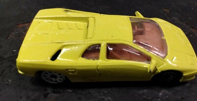 Zee Toys Zylmex D115 Yellow Lamborghini Diablo 1/64 Diecast Car
