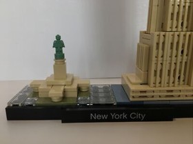 LEGO ARCHITECTURE NEW YORK CITY SKYLINE 21028 All Bricks with Manual - No Box