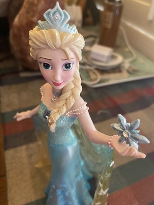 Disney Showcase Couture de Force Elsa Figurine Frozen Limited Edition Statue