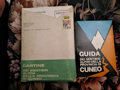 Alpenpfadkarten der Provinz Cuneo mit Keilpfadführer
