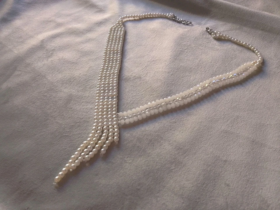 Collana Girocollo Elegante Perle Fatta A Mano Cristallo Bianco Sposa Cerimonia - Immagine 4 di 4
