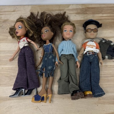 Lot of 2 Bratz Girlz Girls Dolls & 2 Boyz