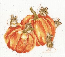 Pumpkin, Spice and All Things Mice - Bothy Th...
