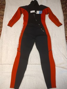 Hevto Guardian 1 Wetsuit 3/2mm Neoprene Warrior Diving Surf Red -Mens- MT - Med