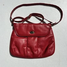 Vintage Etienne Aigner Oxblood Leather Shoulder Bag Purse Flap Top  11”x8”