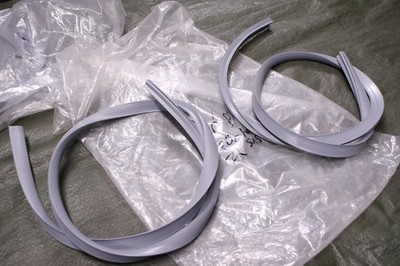 Ariete 984 Seitenhaube Haube Gummi 3m (Grau) Vespa PX 125 150 200 Kantengummi