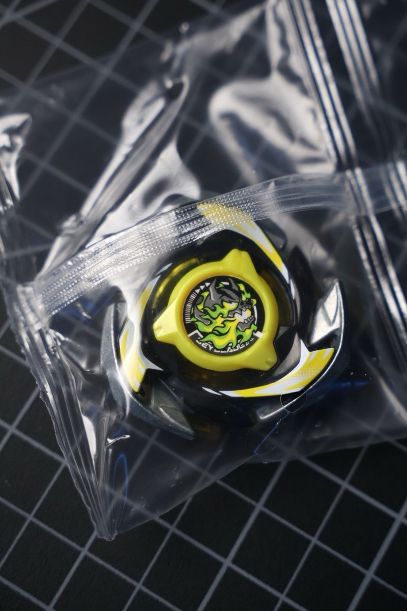 その他 CSM - Hell Blade Amazon.com: Takara Tomy Beyblade X BX-02 Starter Hells Size 4-60T