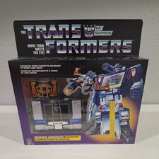 Hasbro Transformers Vintage G1 Exclusive Decepticon Soundwave w Buzzsaw Reissue