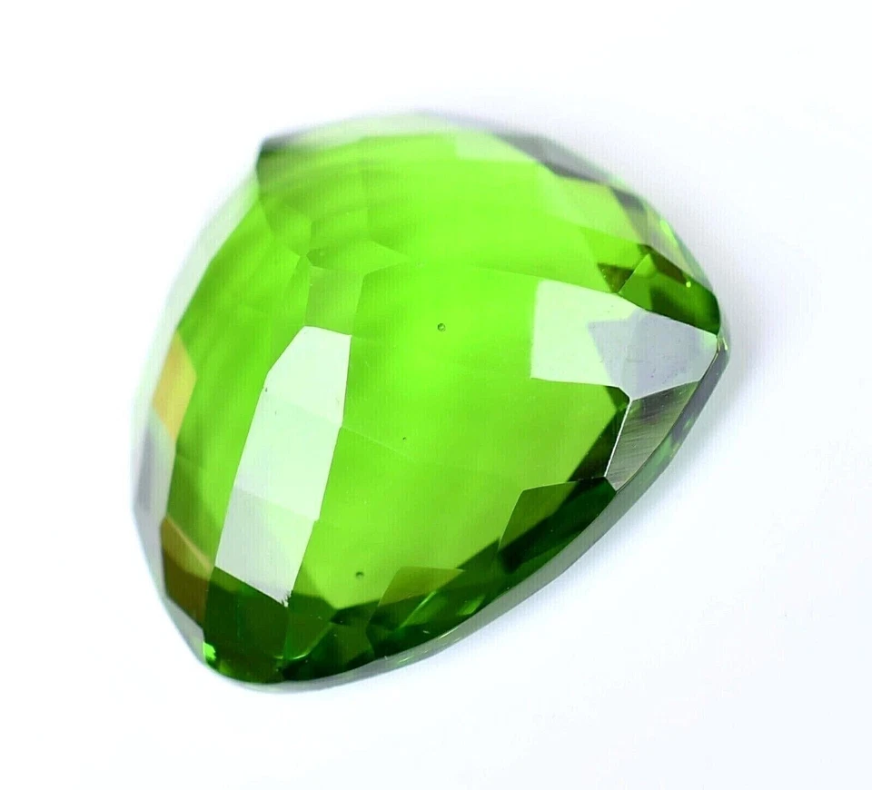 66.50 Ct. Large Green peridot Trillion Cut Faceted Loose Gemstone Gift for Women - Image 4 of 4