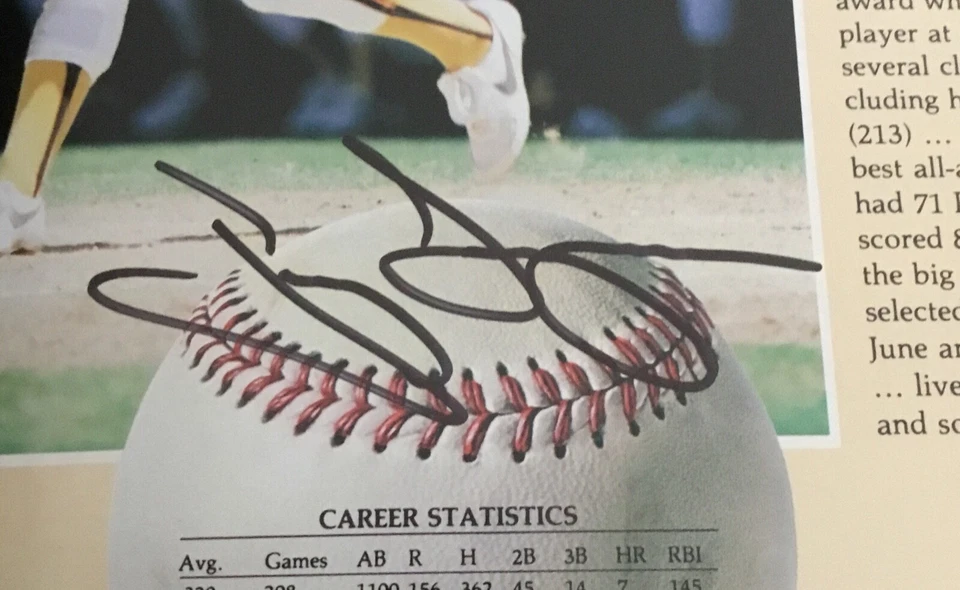 Tony Gwynn San Diego Padres MLB HOF Signed Autograph 1985 Yearbook PSA DNA COA - Image 2 of 4