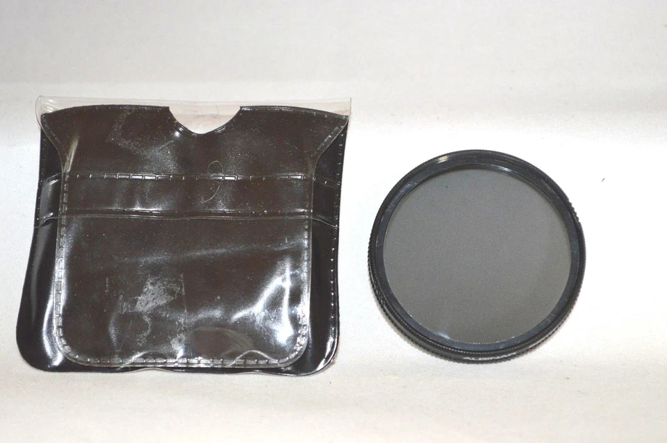 Albinar 52 mm Polarizer Filter with Storage Pouch (R-247) - Image 2 of 3