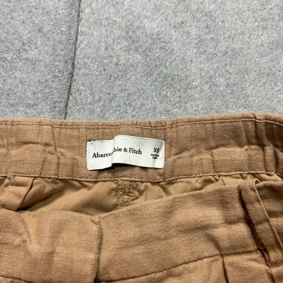 Shorts femininos Abercrombie & Fitch mistura de linho XS cáqui 4,5" cintura alta elástica - Imagem 3 de 4