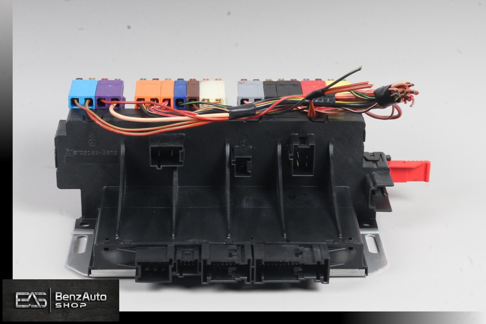 03-12 Mercedes R230 SL550 SL55 AMG Front Left SAM Fuse Box Control Module OEM