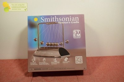 Smithsonian Newton's Cradle Physics Learning Kit