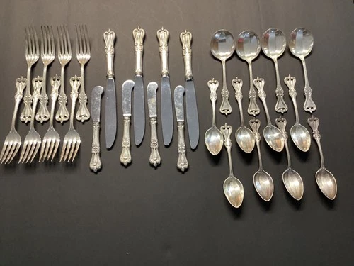 Towle - Vintage Old Colonial 1895 - Sterling Silver Flatware Set - 28 Pieces