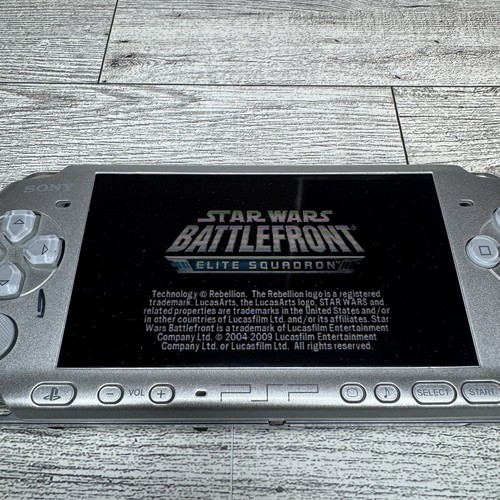 Star Wars Battlefront PSP Elite Squadron Renegade Squadron Disk Only - Picture 4 of 4