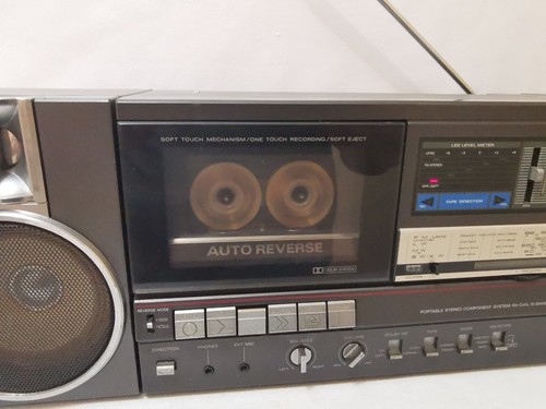 Panasonic RX CS41. PROBADO Y FUNCIONANDO. REPRODUCTOR DE CASETES GHETTOBLASTER - Imagen 14 de 20